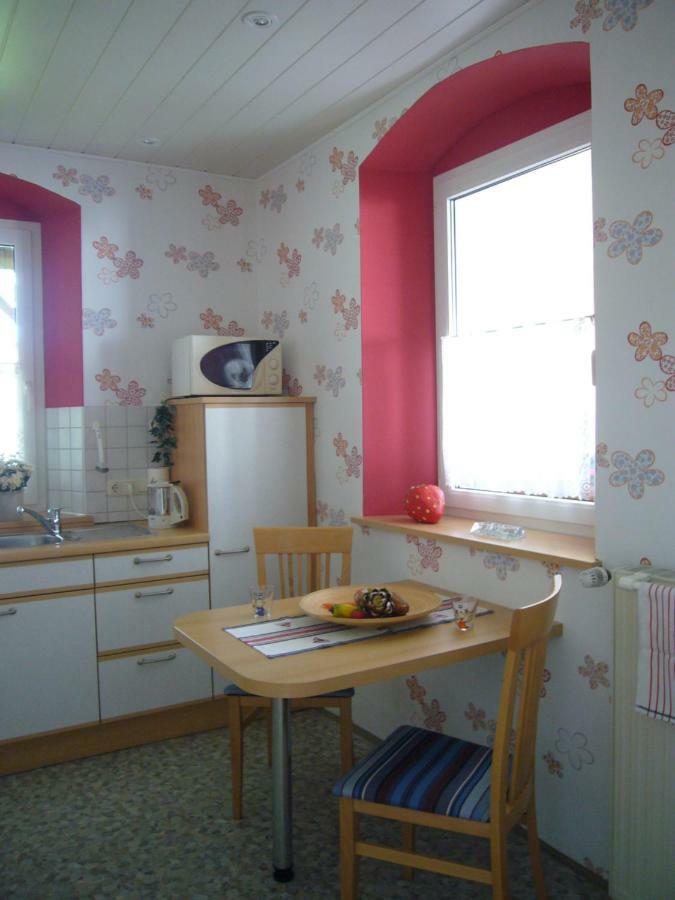 Ferienwohnung Im Alten Schulhaus - Keine Monteure Plech Екстер'єр фото
